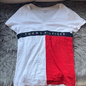 Tommy Hilfiger flag tee